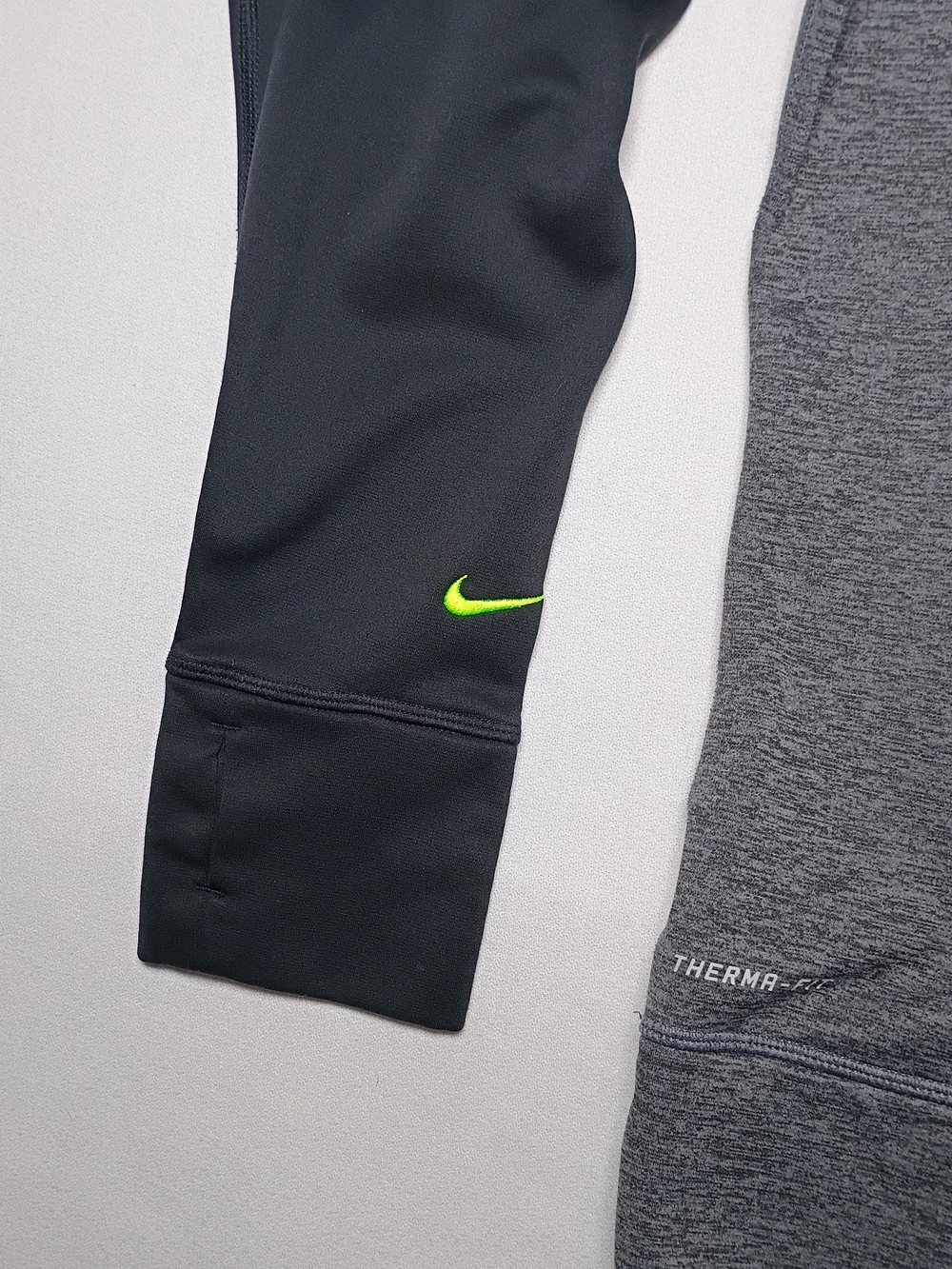Nike Womens Therma Fit Fleece Hoodie XL Black Neon Green